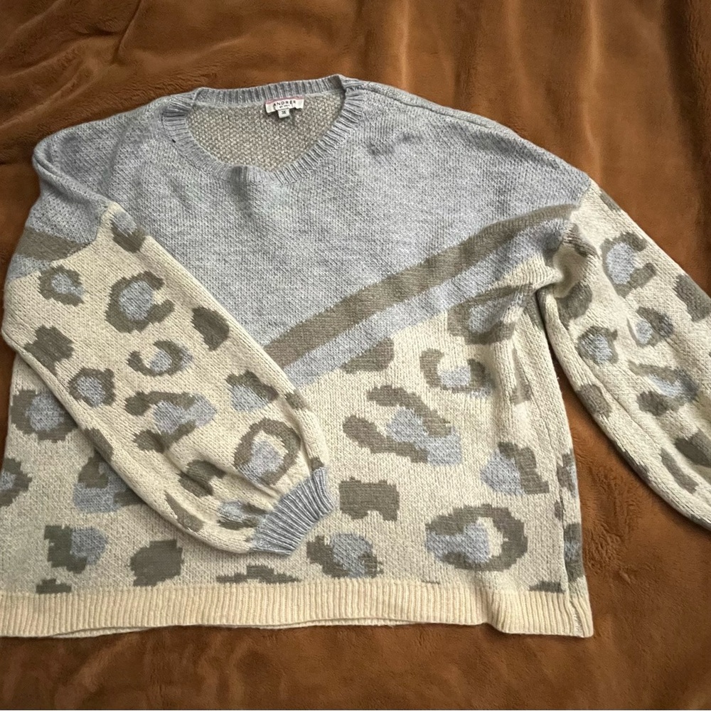 Gray and Cream Crewneck Sweater with Leopard Print